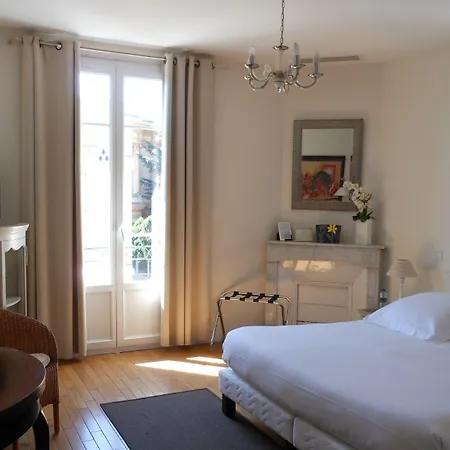 Les Cygnes Hotel Niza