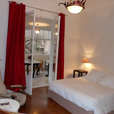 Отель Les Cygnes