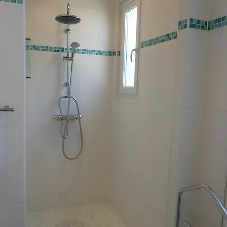 レ シグネス ホテル 3*