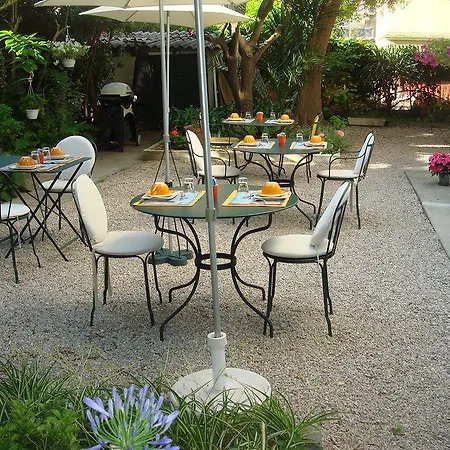 レ シグネス ニース